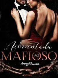 Acorrentada ao mafioso