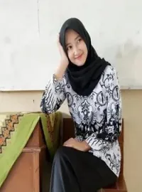 Sampul Novel Guruku Adalah Istriku